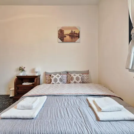 Easy Old Apartment Marghera